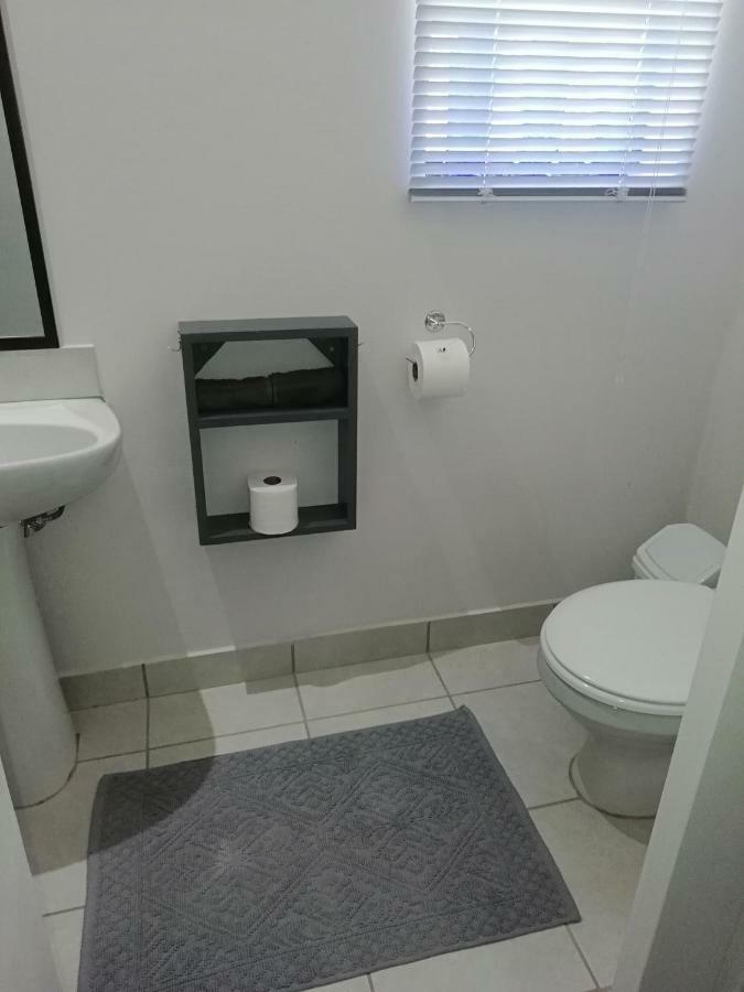 Middelplaas Paarl Guesthouse Esterno foto